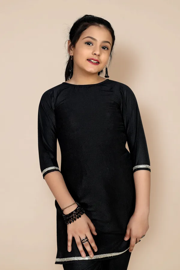 Chinnon_Solid_Kurta_Pant_And_Dupatta_Set