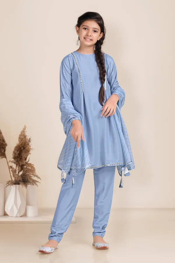 Chinnon_Solid_Kurta_Pant_And_Dupatta_Set