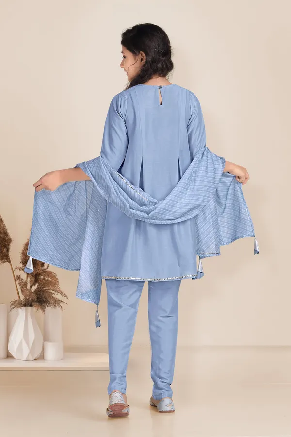 Chinnon_Solid_Kurta_Pant_And_Dupatta_Set