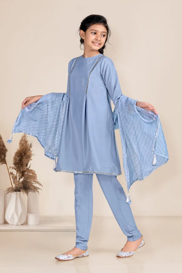 Chinnon_Solid_Kurta_Pant_And_Dupatta_Set