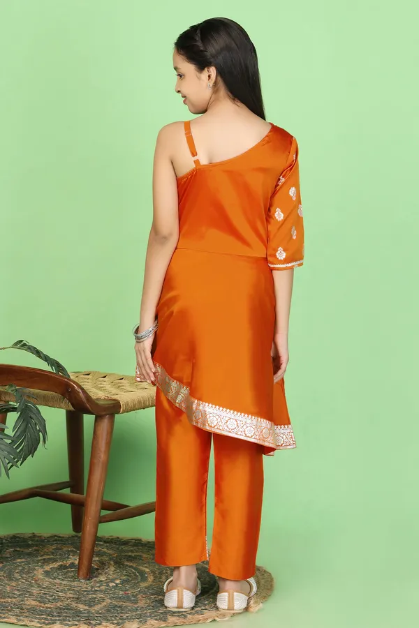 Orange_Taffeta_High_Low_Kurta_And_Pant_Suit_Set_For_Girls