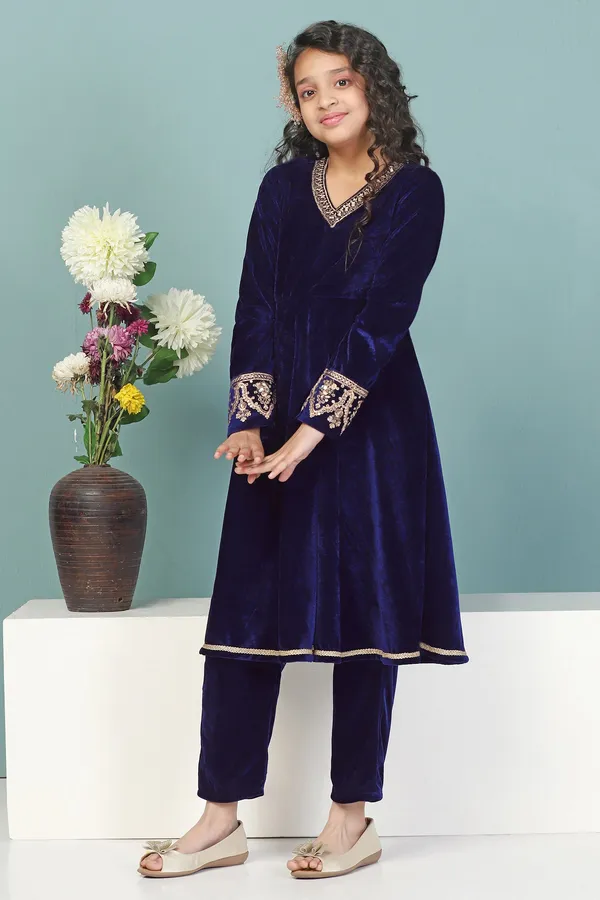 Navy_Blue_Solid_Velvet_Kurta_With_Salwar_Set_For_Girls