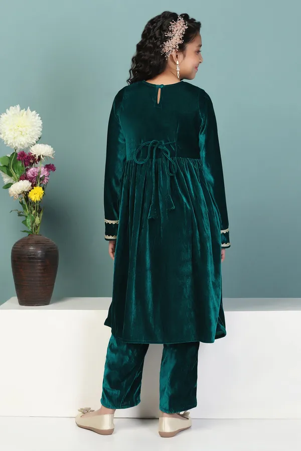 Rama_Velvet_Solid_Ankle_Length_Empire_Waist_Kurta_With_Trouser_Set_For_Girls