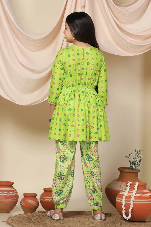 Parrot_Green_Slub_Floral_Printed_Peplum_Style_Kurta_With_Salwar_Set_For_Girls