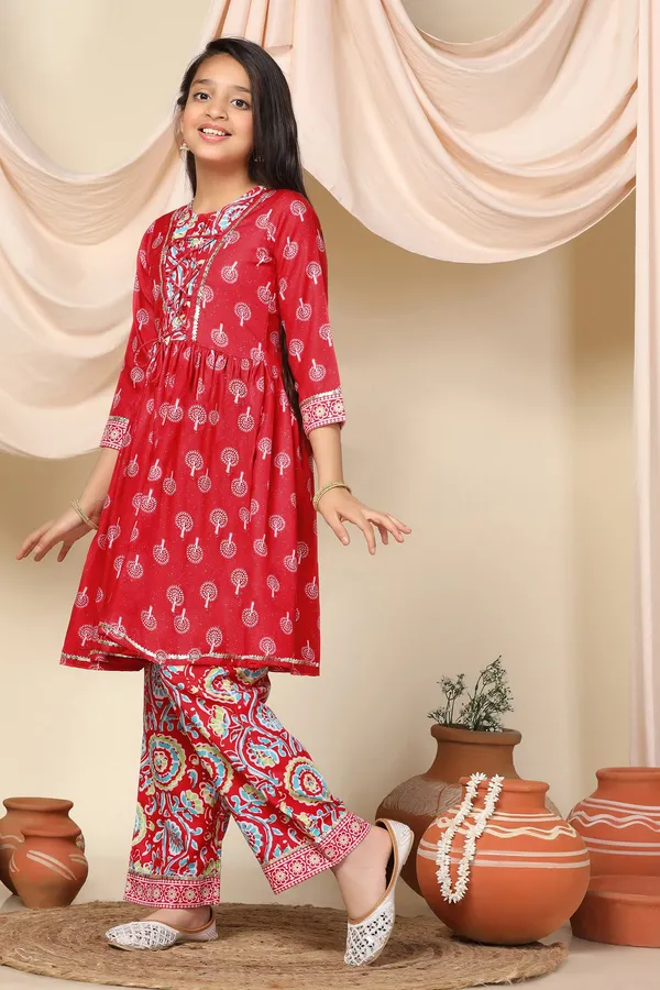 Red_Slub_Motif_Printed_Knee_Length_A-Line_Kurta_With_Pant_Set_For_Girls