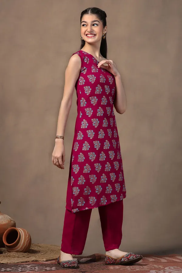 Rani_Blooming_Georgette_Straight_Foil_Print_Kurta_With_Pant_Set_For_Girls