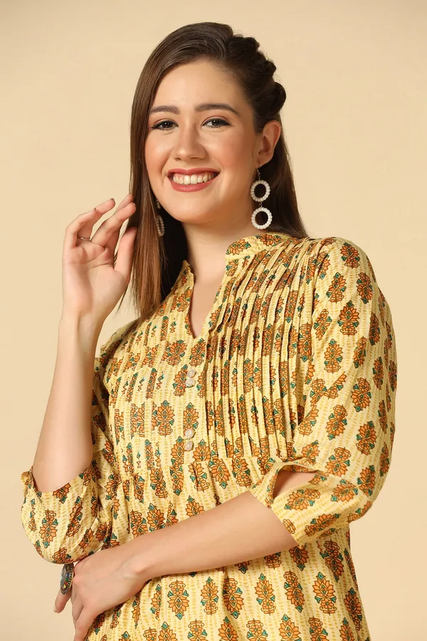 Yellow_Cotton_Floral_Printed_Kurta_Pant_Set