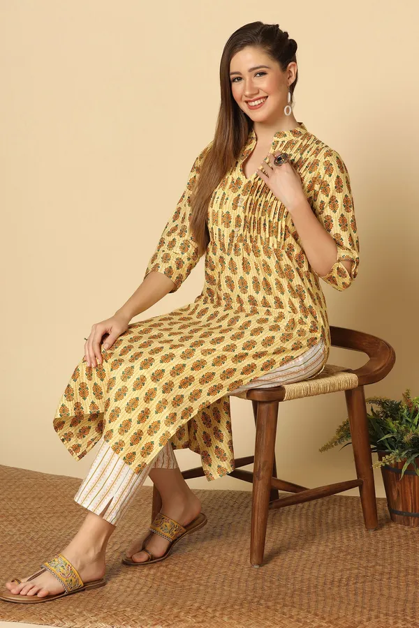 Yellow_Cotton_Floral_Printed_Kurta_Pant_Set