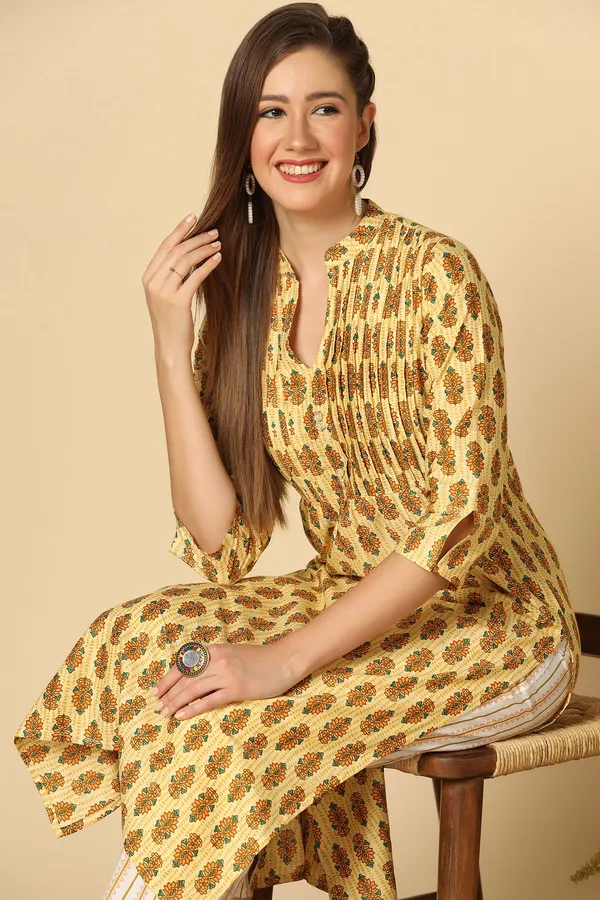 Yellow_Cotton_Floral_Printed_Kurta_Pant_Set