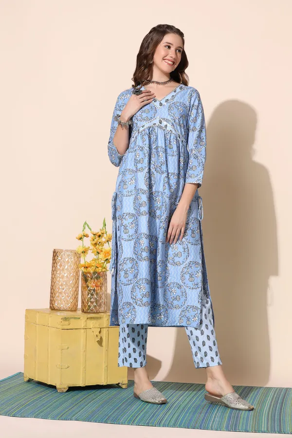 Blue_Cotton_Floral_Printed_Empire_Kurta_With_Pant_Set