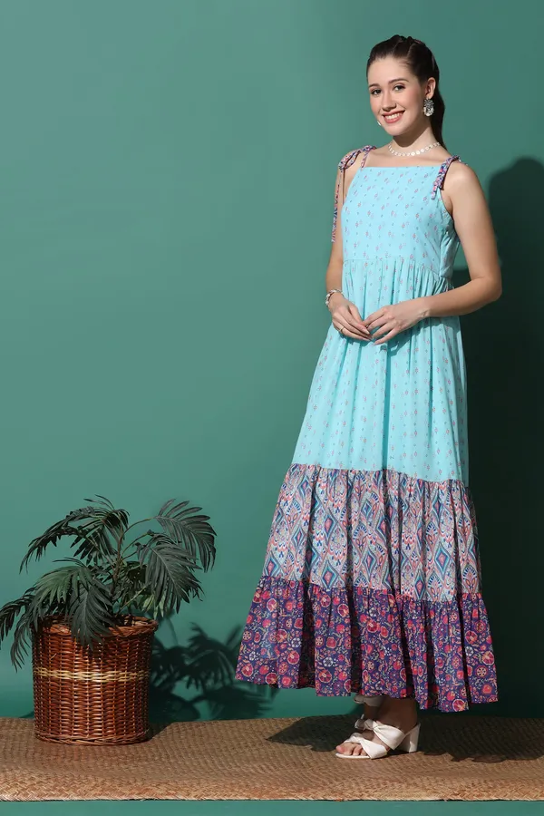 Sky_Print_Georgette_Tiered_Maxi_Dress_For_Women