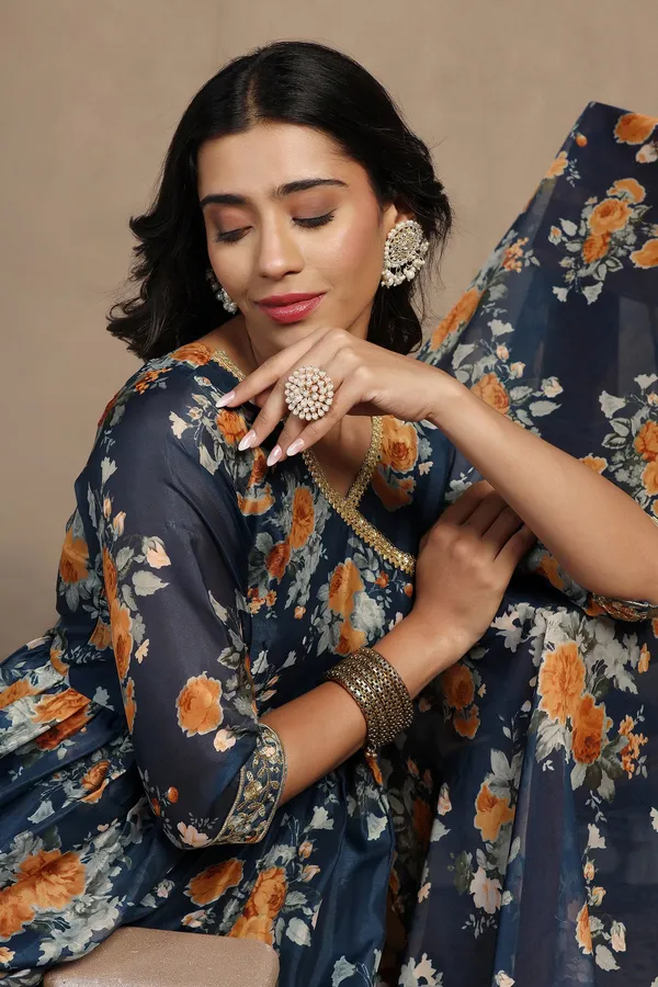 Morpich_Tabby_Organza_Floral_Print_Pleated_Maxi_Dress_With_Dupatta_Set_For_Women