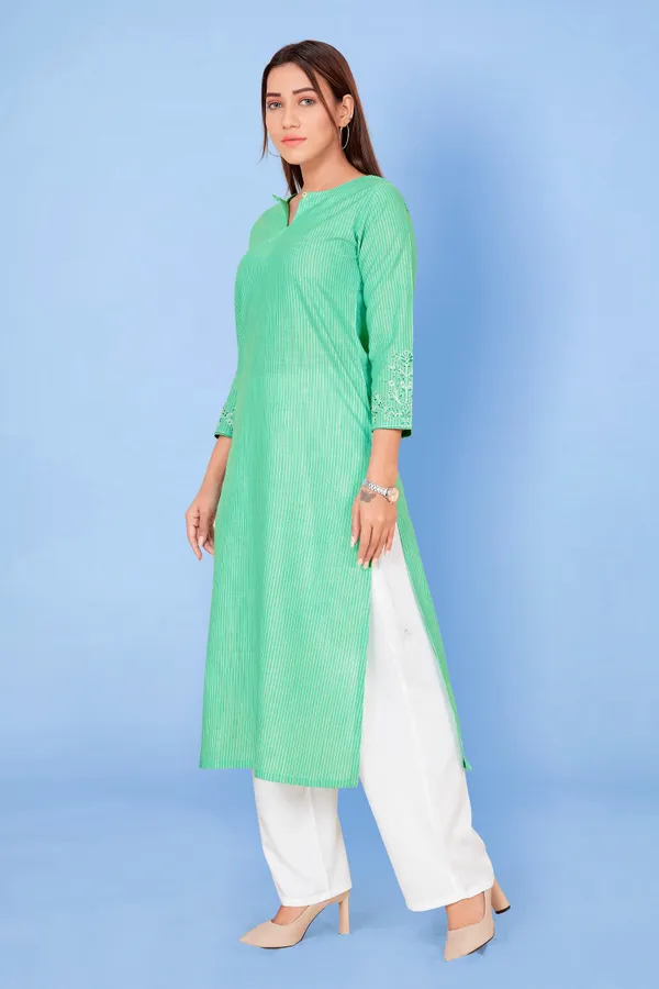 Green_Cotton_Straight_Readymade_Kurti_For_Women