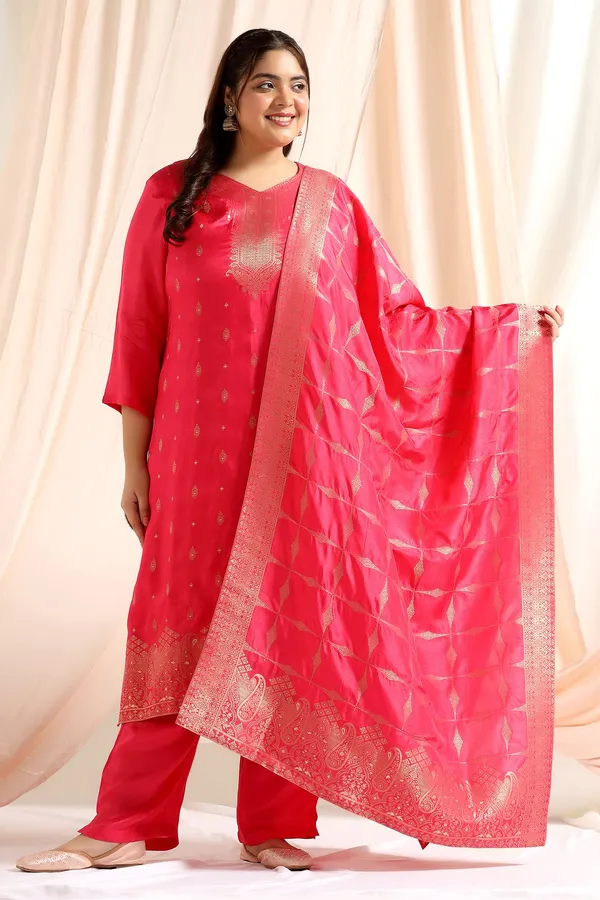 Rani_Plus_Size_Rani_Dola_Silk_Jacquard_Work_Kurta_Set_With_Dupatta_For_Women