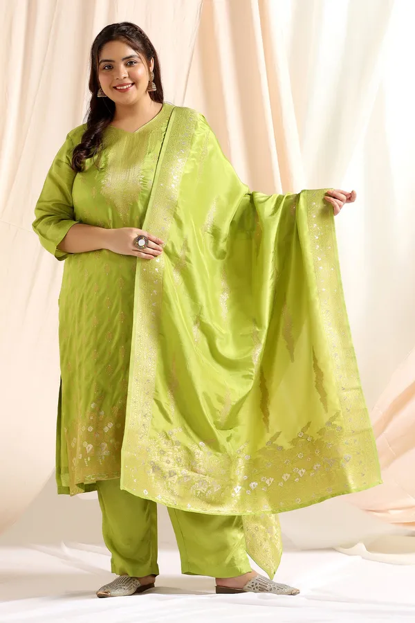 Light_Green_Plus_Size_Dola_Silk_Jacquard_Work_Kurta_Set_With_Dupatta_For_Women