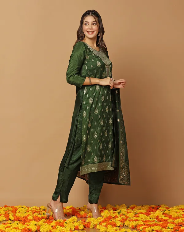 Dark_Green_Dola_Silk_Jacquard_Work_Kurta_Set_With_Dupatta_For_Women