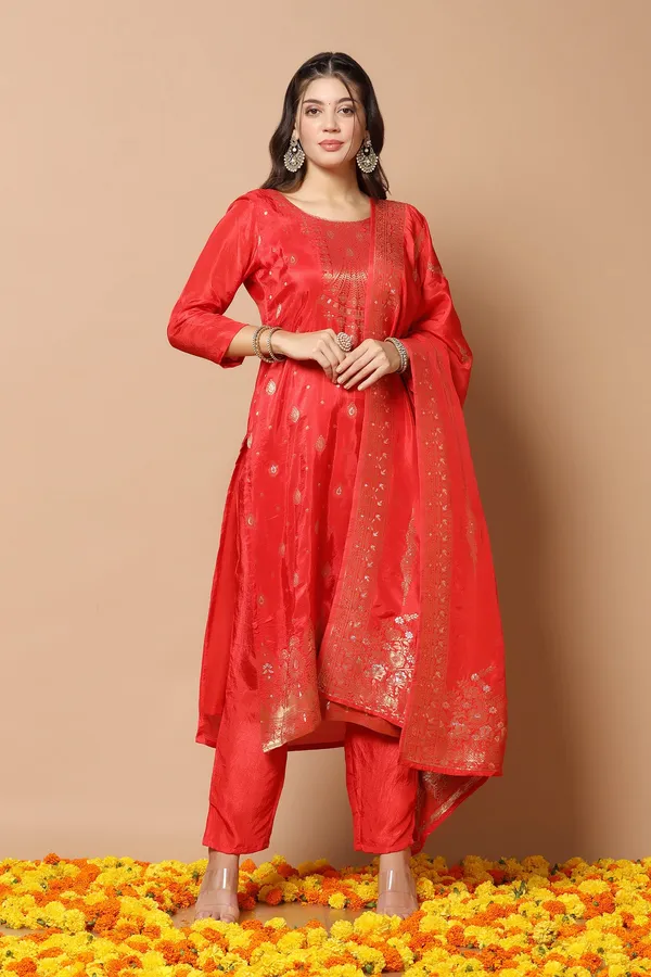 Red_Dola_Silk_Jacquard_Work_Kurta_Set_With_Dupatta_For_Women