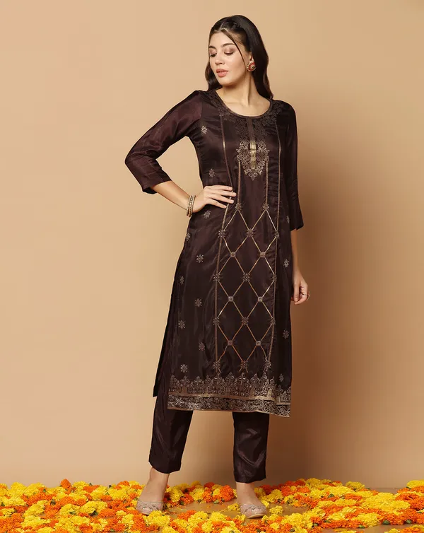 Brown_Dola_Silk_Jacquard_Work_Kurta_Set_With_Dupatta_For_Women