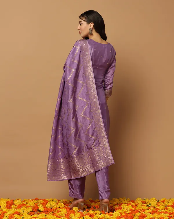 Lavender_Dola_Silk_Jacquard_Work_Kurta_Set_With_Dupatta_For_Women
