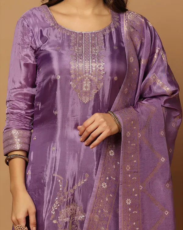 Lavender_Dola_Silk_Jacquard_Work_Kurta_Set_With_Dupatta_For_Women