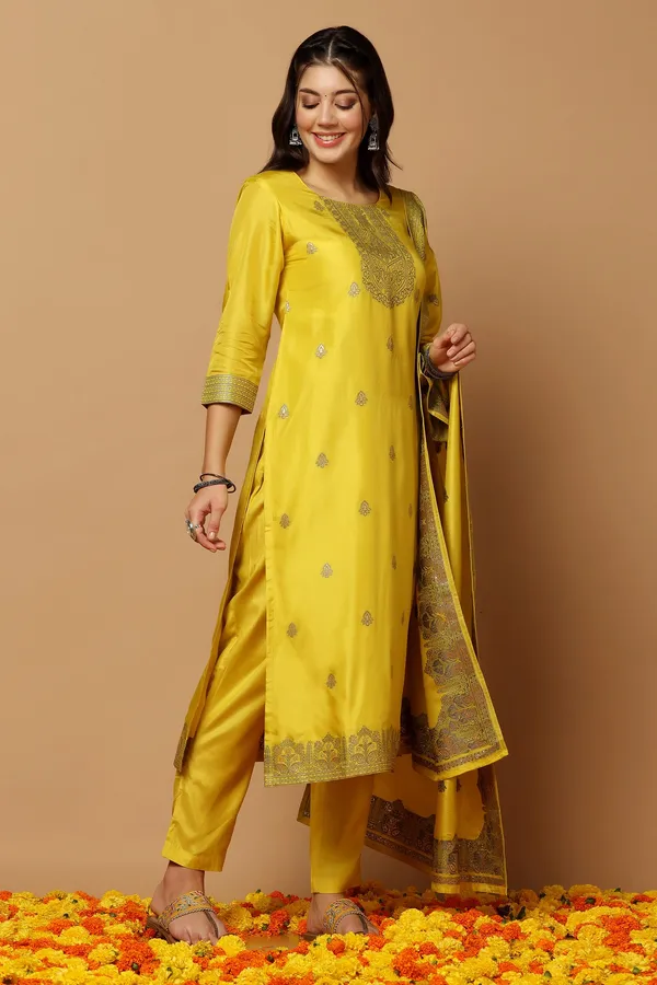 Yellow_Jacquard_Kurta,_Pant_With_Dupatta_Set