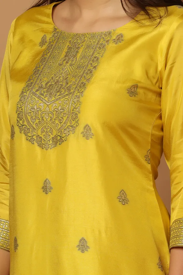 Yellow_Jacquard_Kurta,_Pant_With_Dupatta_Set