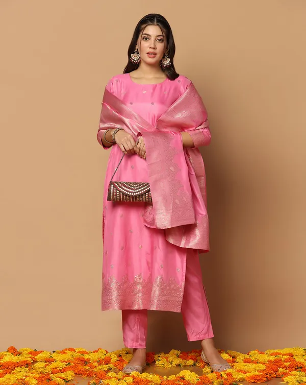 Baby_Pink_Jacquard_Kurta_And_Pant_Set_With_Dupatta