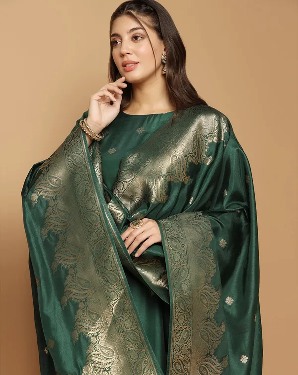 Dark_Green_Jacquard_Kurta_And_Pant_Set_With_Dupatta