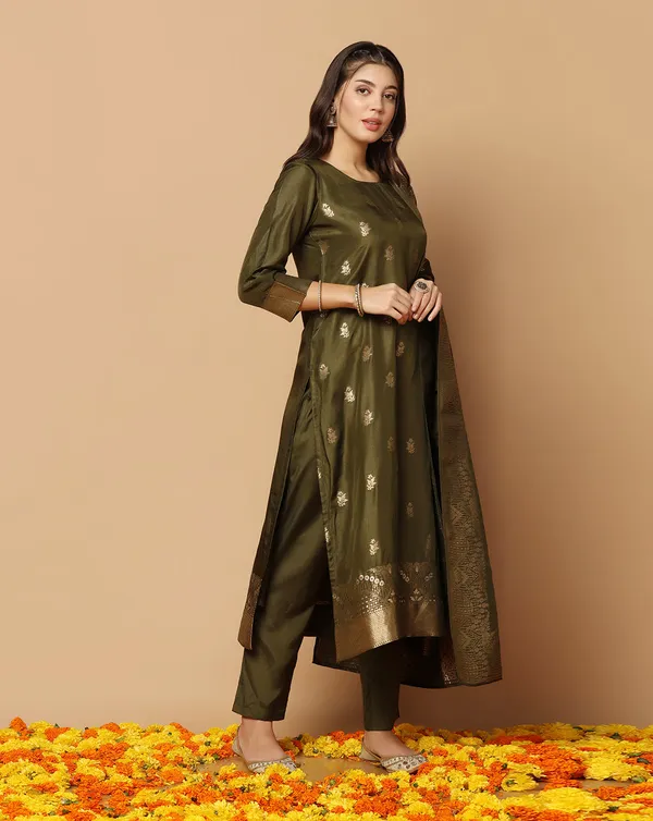 Mehndi_Jacquard_Kurta_And_Pant_Set_With_Dupatta