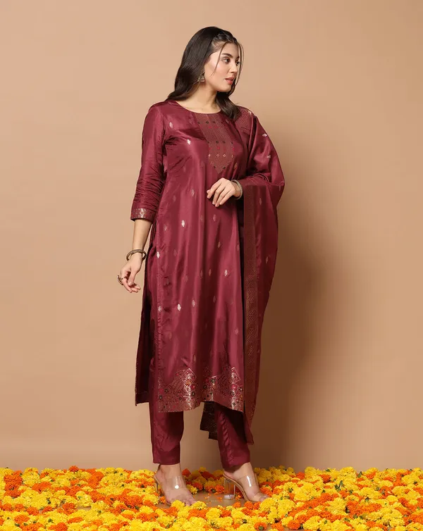 Wine_Jacquard_Kurta_And_Pant_Set_With_Dupatta