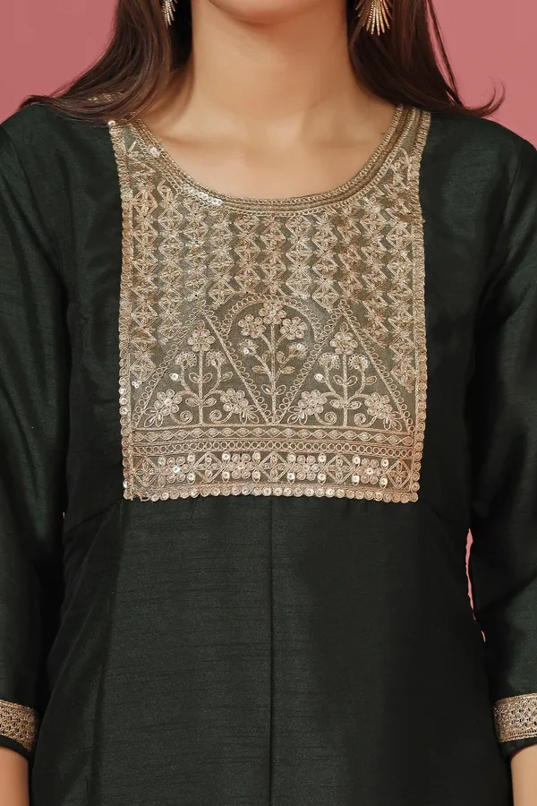 Dark_Green_Embroidered_Kurta_And_Pant_Set_With_Dupatta