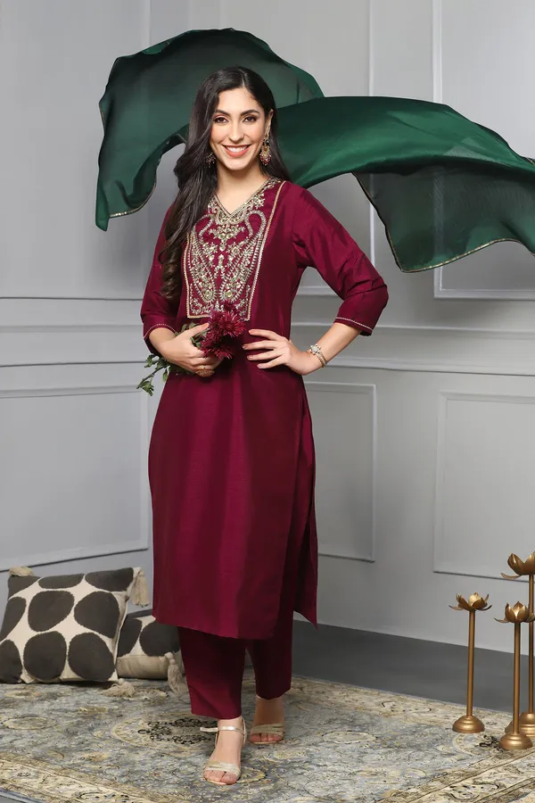 Maroon_Embroidered_Kurta_With_Pant_And_Dupatta_Set