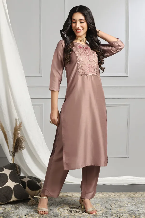 Chikoo_Embroidered_Kurta_With_Pant_And_Dupatta_Set