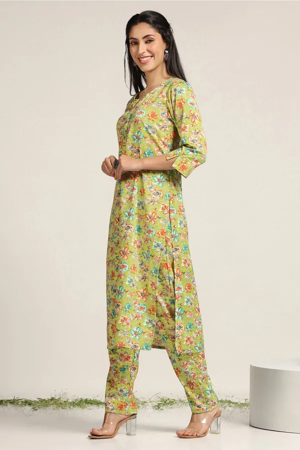 Parrot_Floral_Print_Kurta_With_Pant_Set