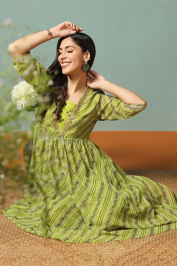Parrot_Georgette_Printed_Kurta_With_Palazzo_Set_For_Women