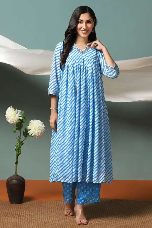 Sky_Blue_Georgette_Leheriya_Printed_Kurta_With_Pant_Set