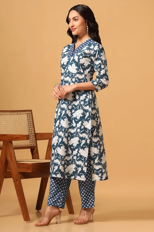 Blue_Cotton_Floral_Print_Kurta_With_Pant_Set