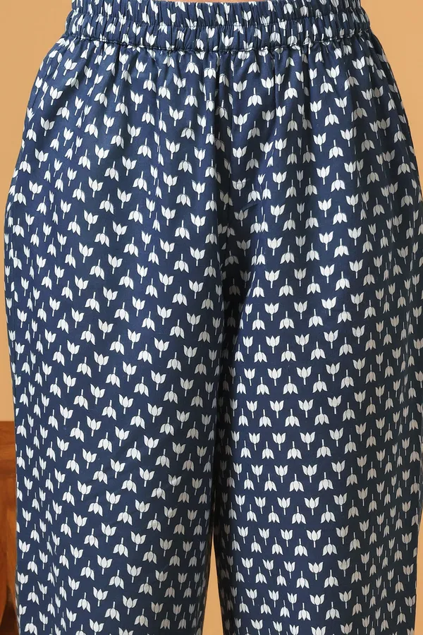 Blue_Cotton_Floral_Print_Kurta_With_Pant_Set