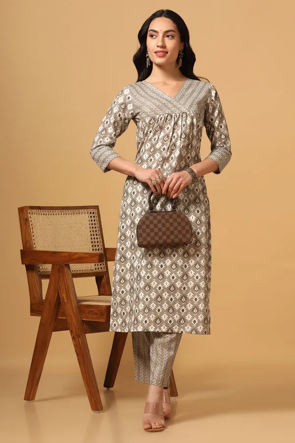 Light_Grey_Cotton_Block_Print_Kurta_With_Pant_Set