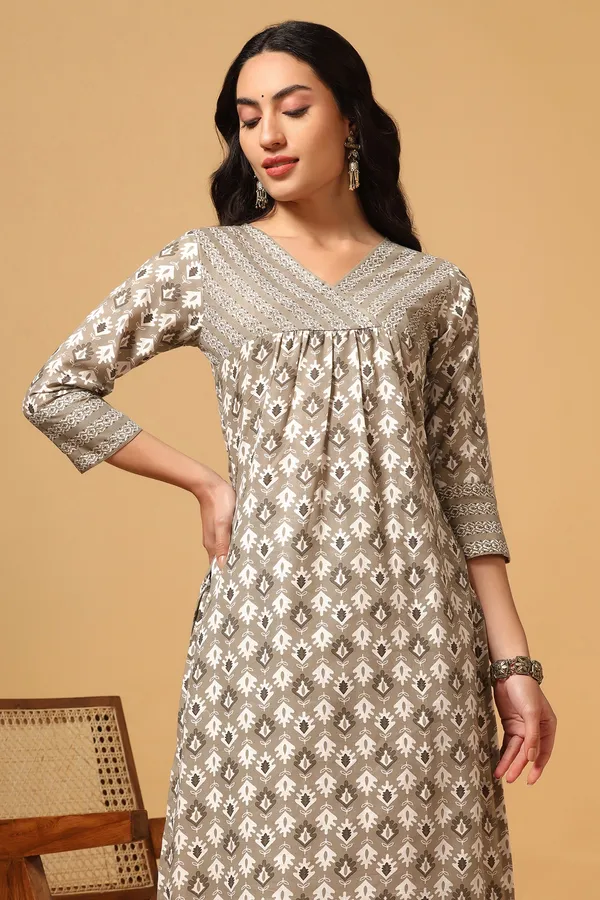 Light_Grey_Cotton_Block_Print_Kurta_With_Pant_Set