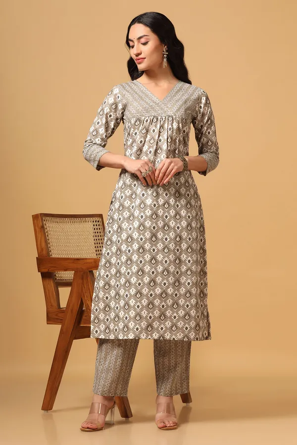 Light_Grey_Cotton_Block_Print_Kurta_With_Pant_Set