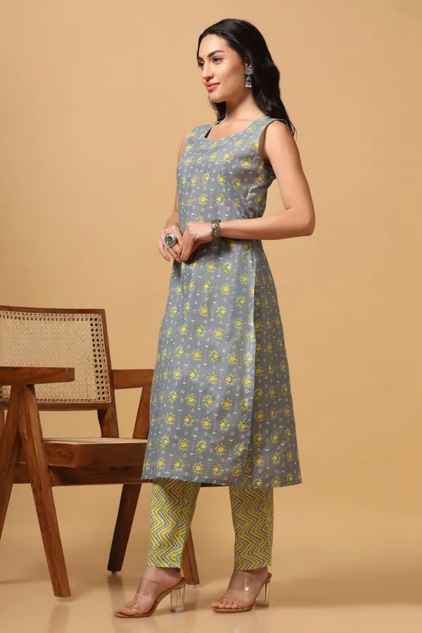 Grey_Cotton_Ankle_Length_Kurta_Pant_Suit_Set