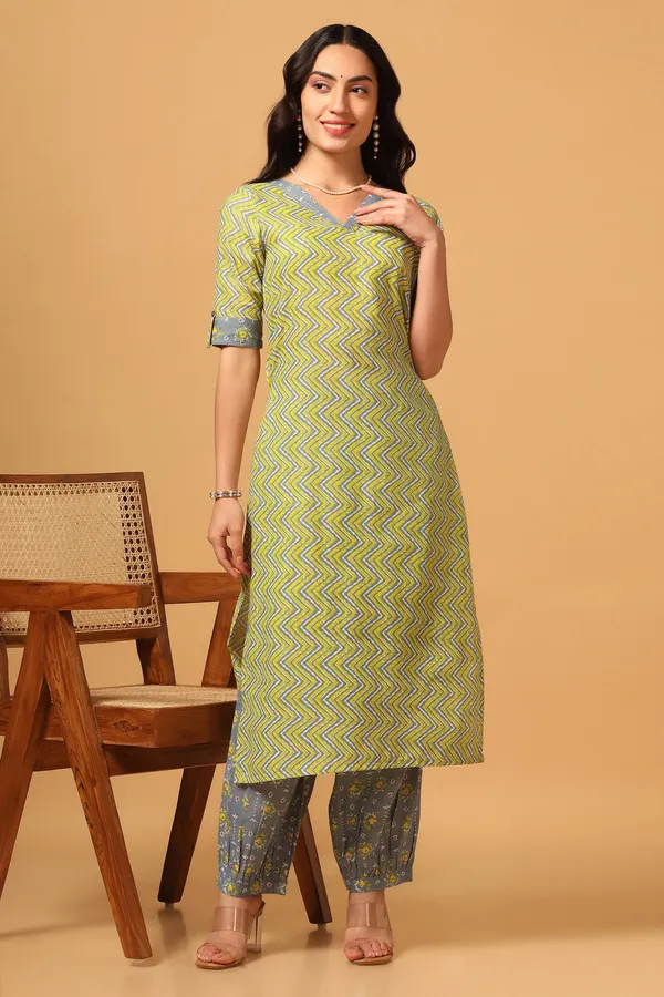 Yellow_Cotton_Chevron_Printed_Kurta_With_Pant_Set