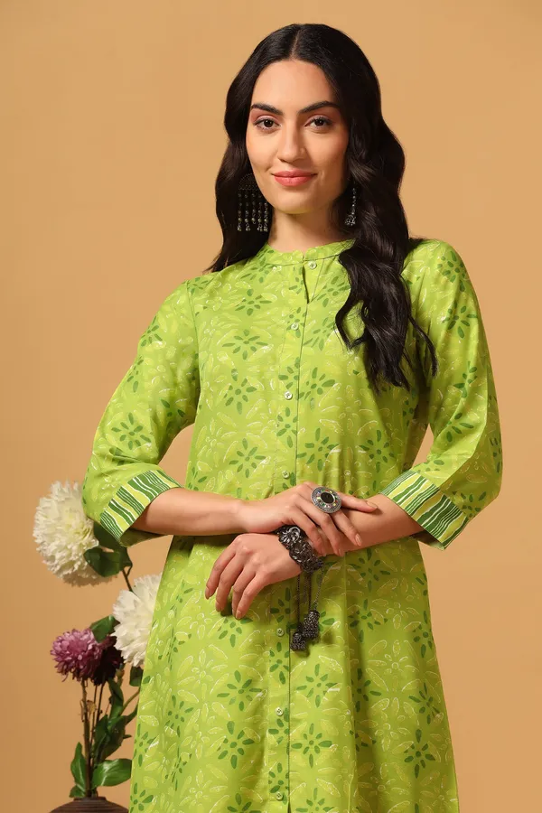 Parrot_Cotton_Slub_Printed_Kurta_With_Pant_Set