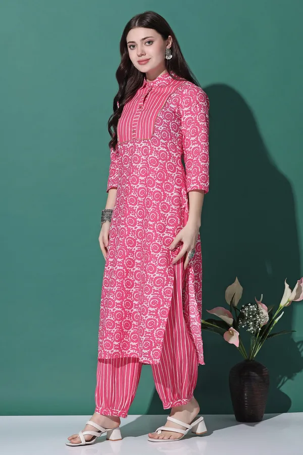 Pink_Cotton_All-Over_Printed_Kurta_With_Pant_Set