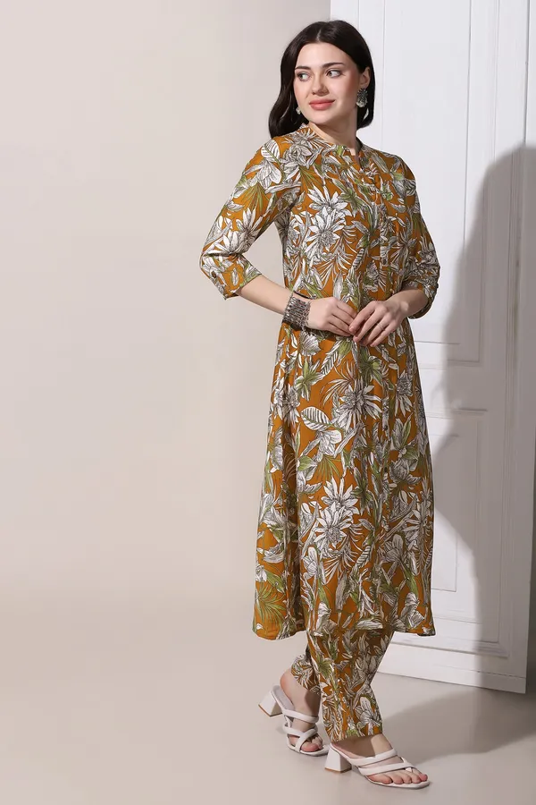 Mustard_Muslin_Floral_Printed_Kurta_With_Trouser_Set_For_Women