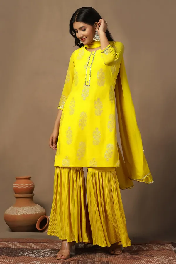 Yellow_Georgette_Regular_Floral_Printed_Kurta_And_Sharara_With_Dupatta_Set_For_Women