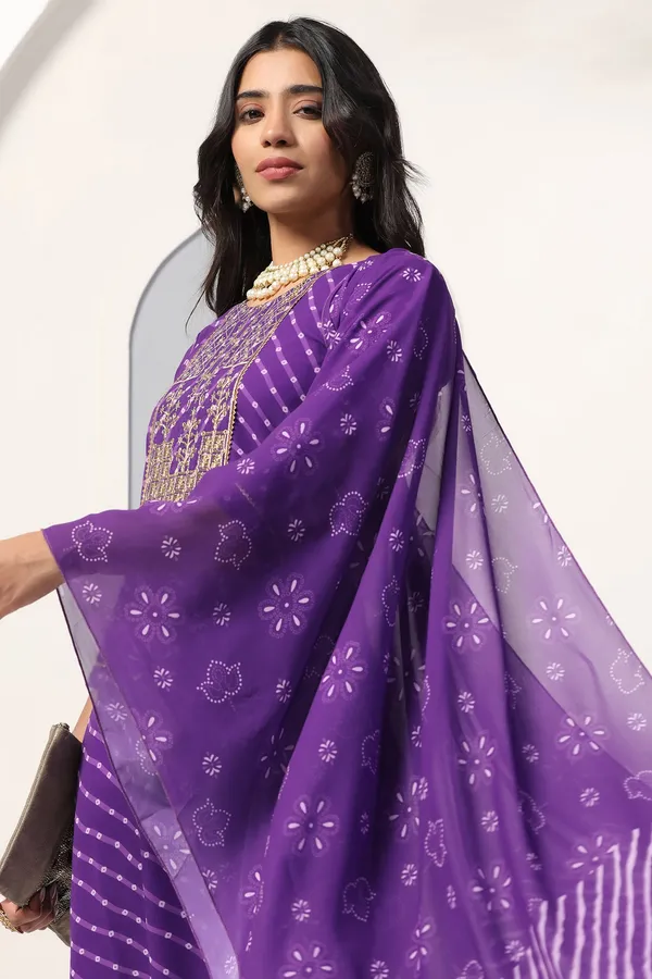 Violet_Georgette_Straight_Bandhani_Printed_Kurta_And_Pant_With_Dupatta_Set