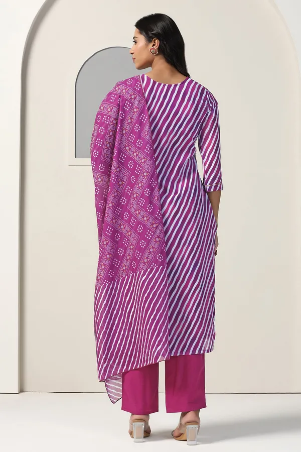 Purple_Georgette_Straight_Leheriya_Printed_Kurta_And_Pant_With_Dupatta_Set