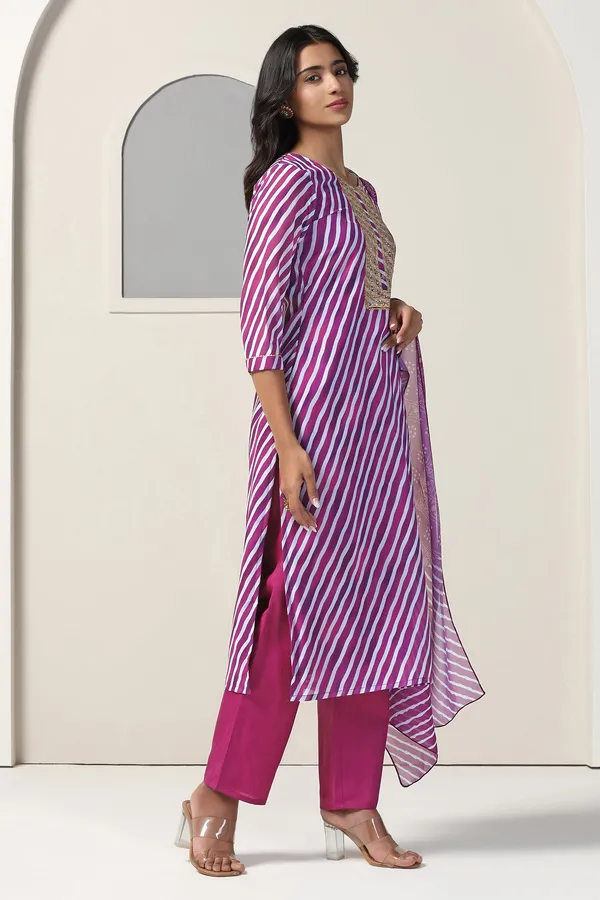Purple_Georgette_Straight_Leheriya_Printed_Kurta_And_Pant_With_Dupatta_Set